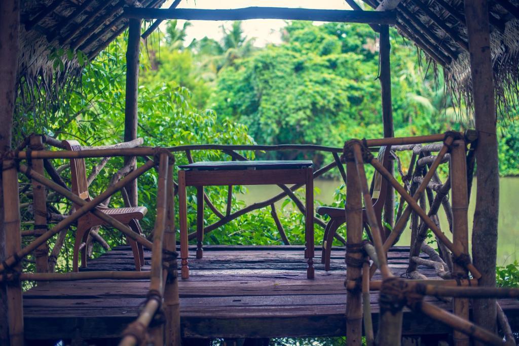 Ranweli Holiday Village Wayikkal Bagian luar foto