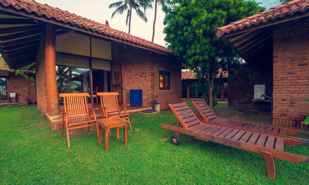 Ranweli Holiday Village Wayikkal Bagian luar foto